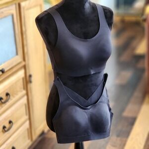 2 Lululemon Sz 34C Sports Bra Black